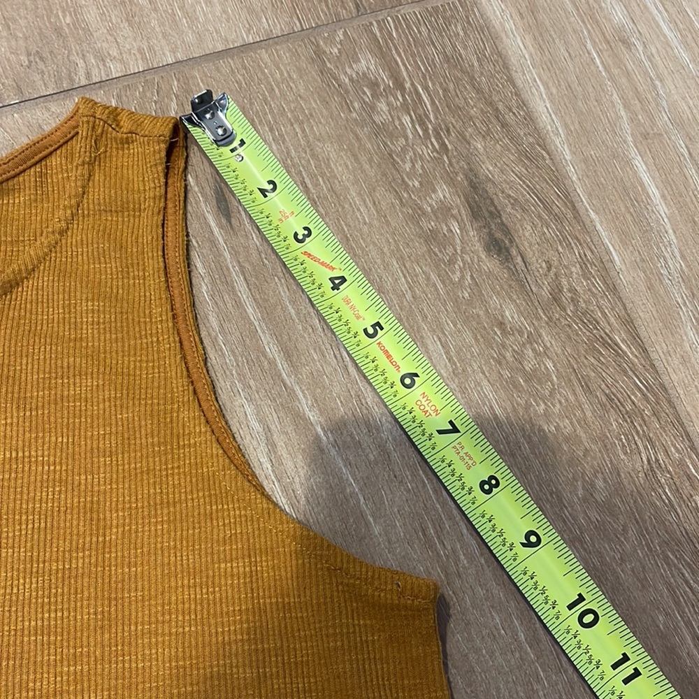 Forever 21 Long Mustard Split Hem Tank SMALL - Picture 5 of 7